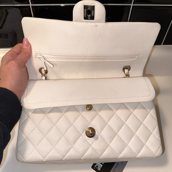 👍🏼SOLD Chanel Caviar Double Flap - Entrupy certificate! - Picture 5 of 13